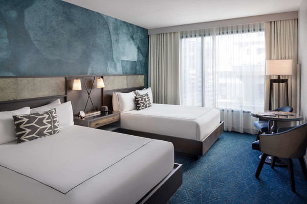 2 Queen Essential City View - Bed