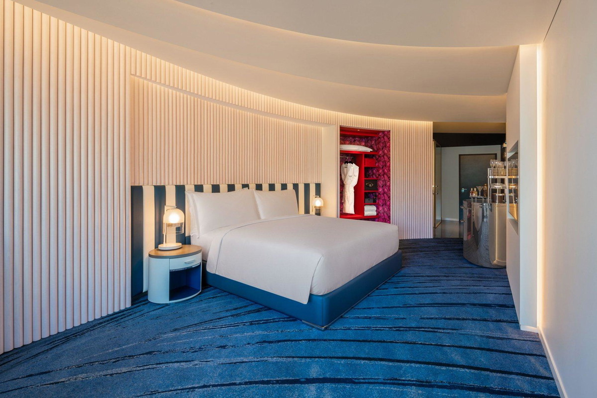 Spectacular Room, Guest Room, 1 King, Darling Harbour View - Guestroom