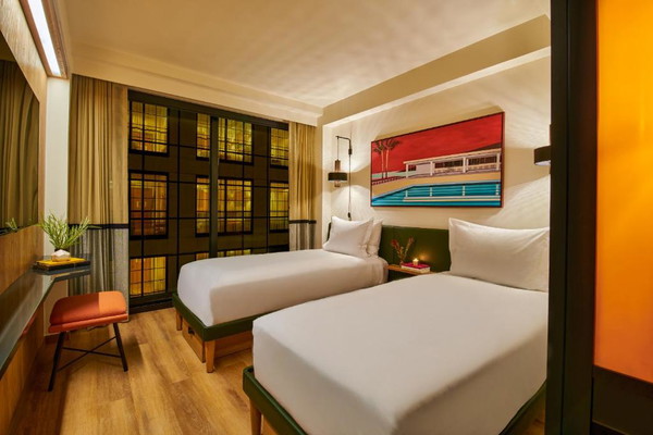 Twin Room with Atrium View