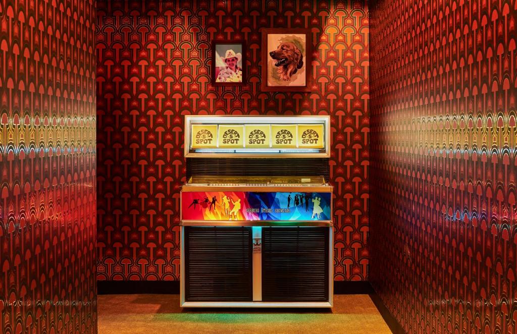 Bar/lounge