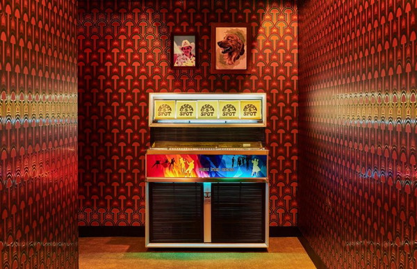 Bar/lounge