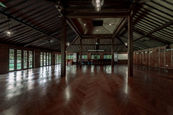 Hotel Komune and Beach Club Bali