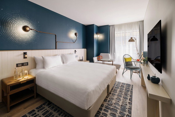 1 King Standard - Guestroom