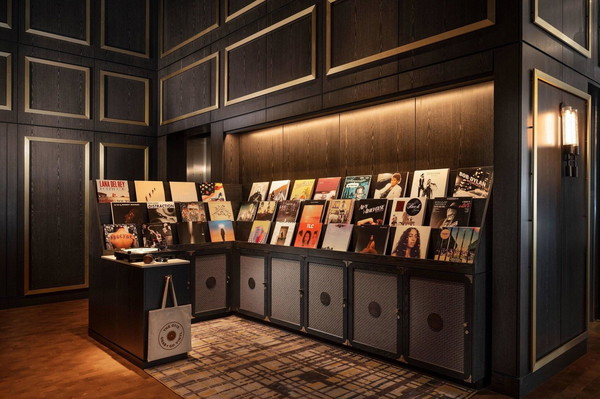 The Otis Hotel, Autograph Collection
