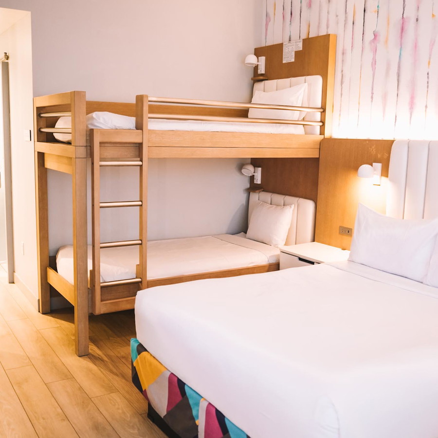 The Viv Hotel, Anaheim, a Tribute Portfolio Hotel